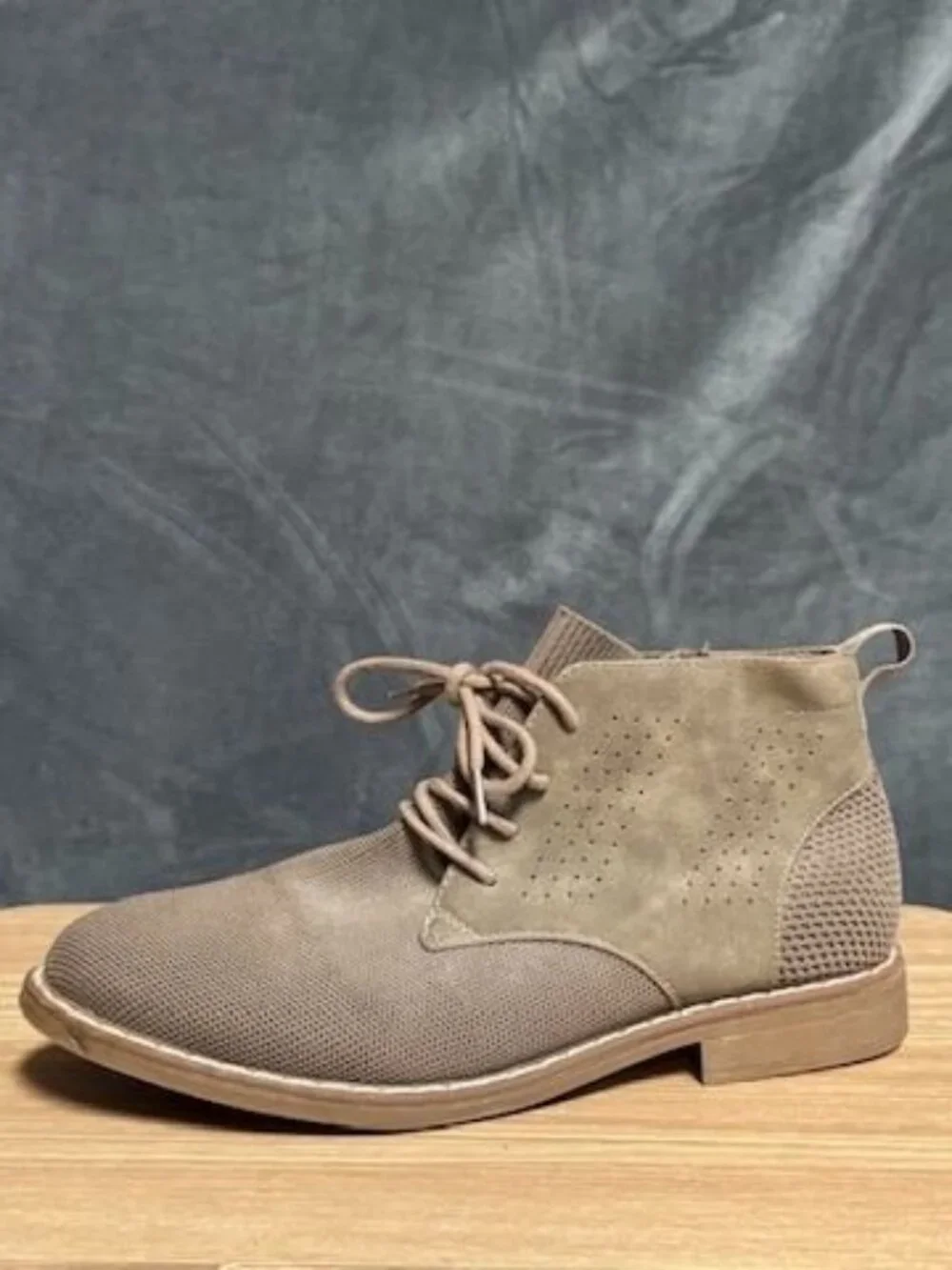 Steve Madden Bernard Taupe Lace-Up Ankle Boots Big Kids Size 5
